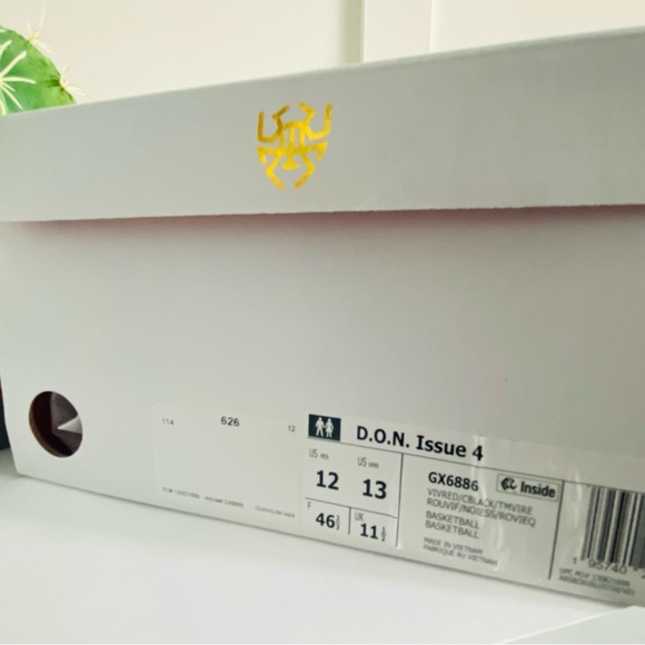 Adidas D.O.N. Issue 4 - Picture 4 of 5